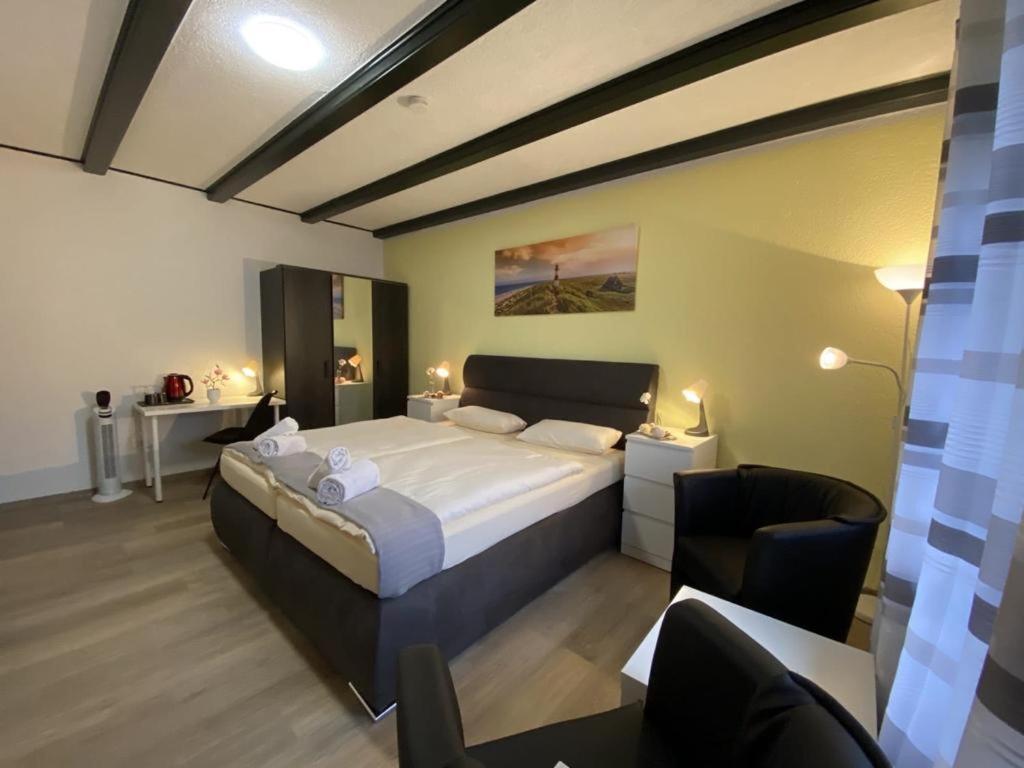 Hotel Ammerlaender Stuben Varel Extérieur photo