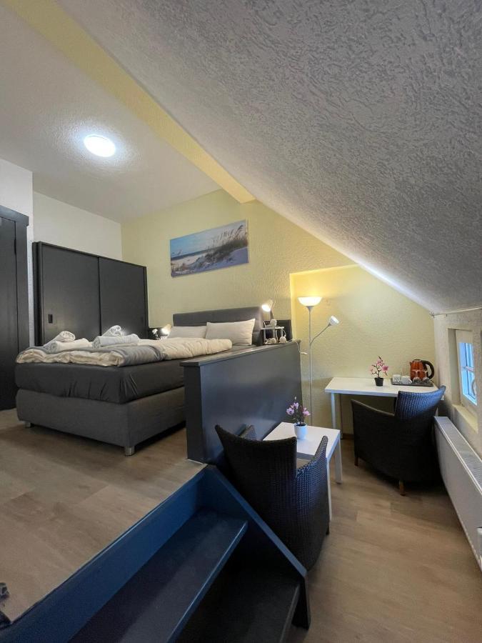 Hotel Ammerlaender Stuben Varel Extérieur photo