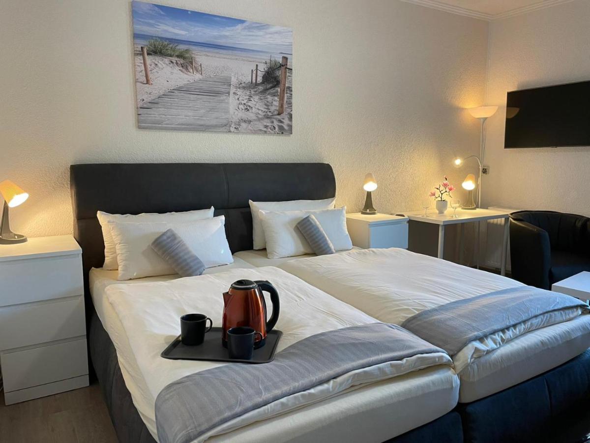 Hotel Ammerlaender Stuben Varel Extérieur photo