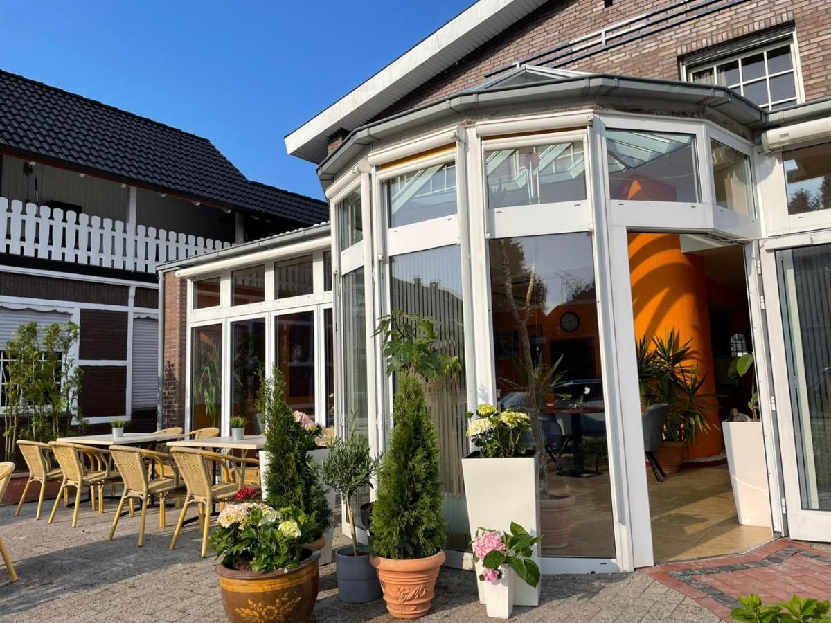 Hotel Ammerlaender Stuben Varel Extérieur photo