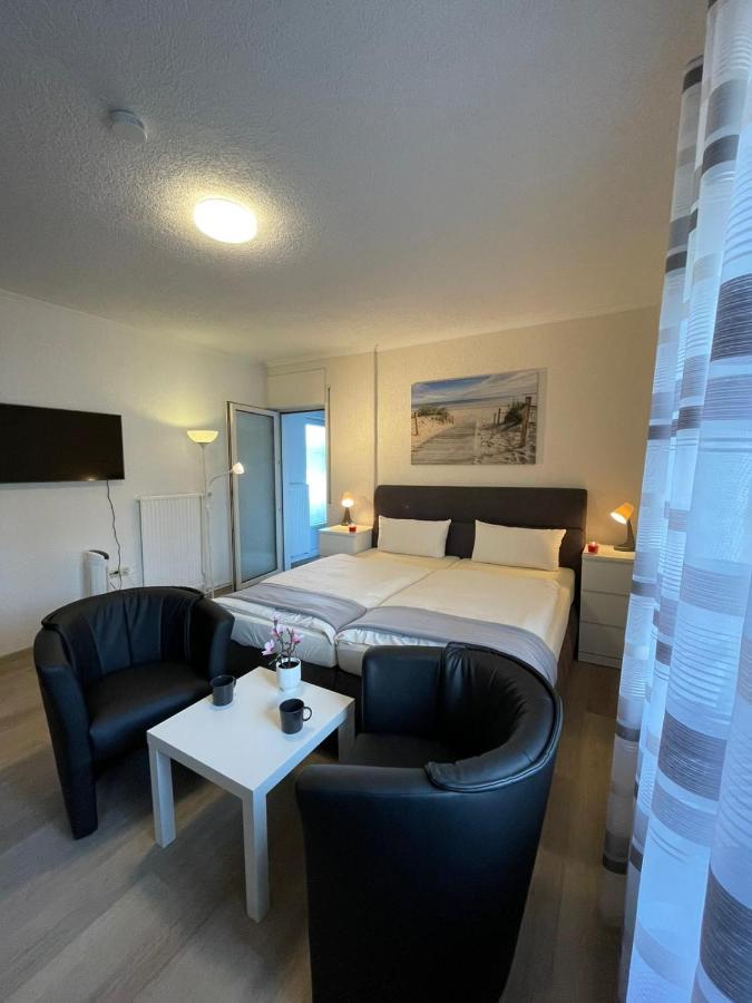 Hotel Ammerlaender Stuben Varel Extérieur photo