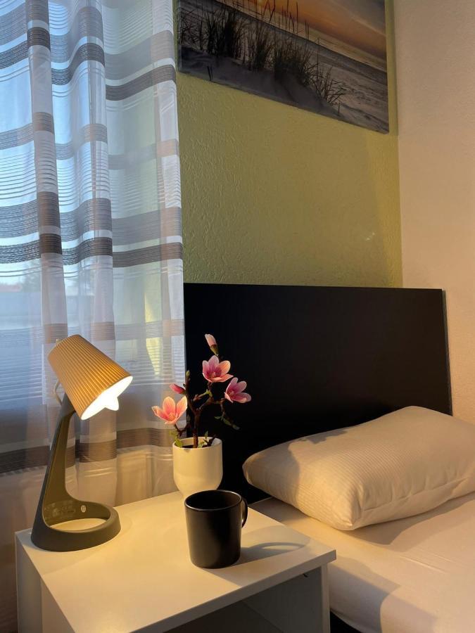 Hotel Ammerlaender Stuben Varel Extérieur photo